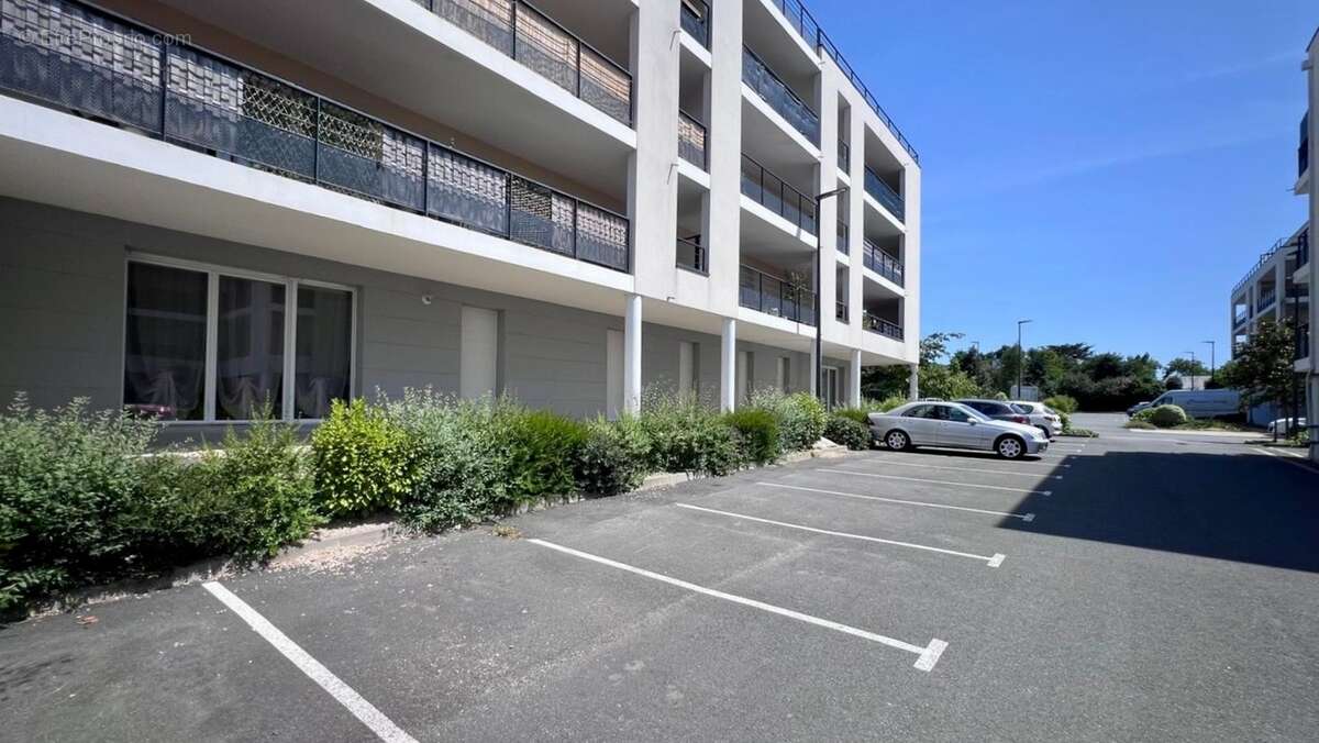 QUIMPER (29) Appartement de type 3 de 64,94 m² habitable - Balcon - 2 places de parking souterrain - photo 6