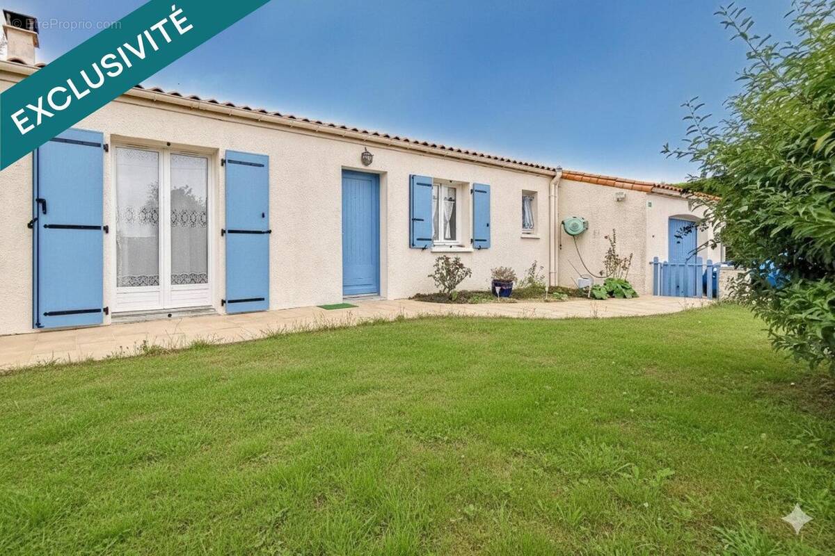 Photo 1 - Maison à VERINES