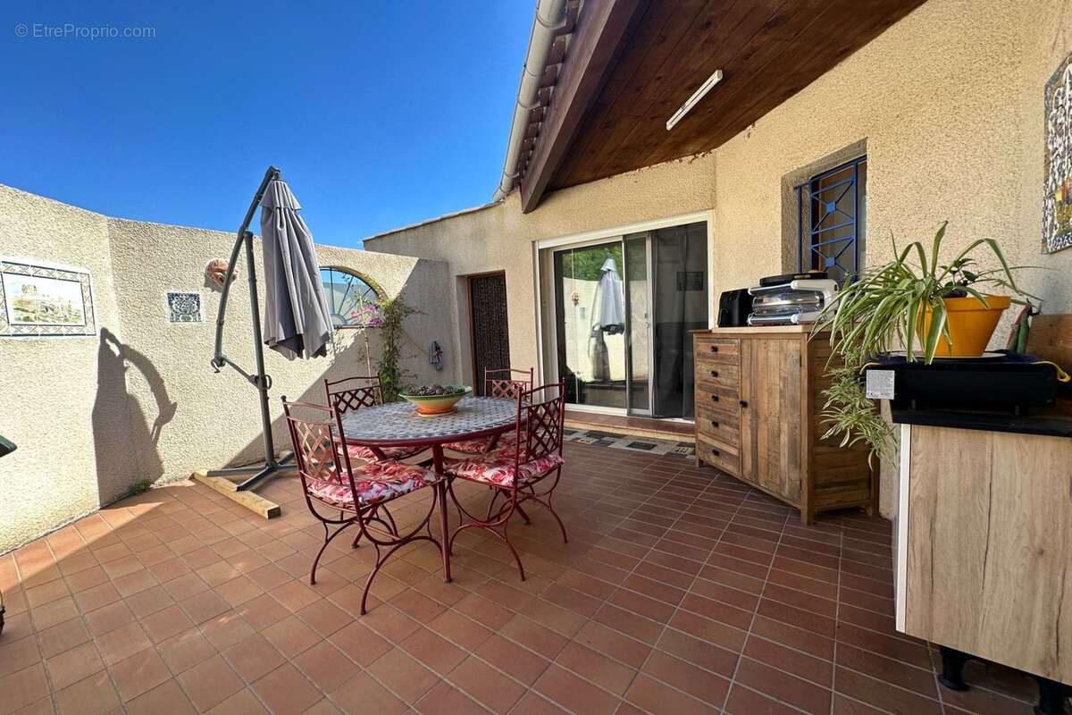 Maison à LEZIGNAN-CORBIERES