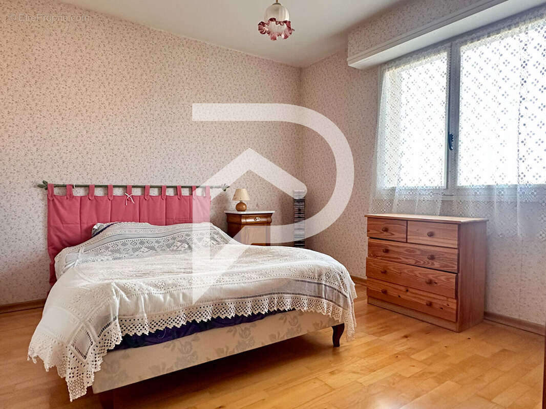 Maison à OLORON-SAINTE-MARIE