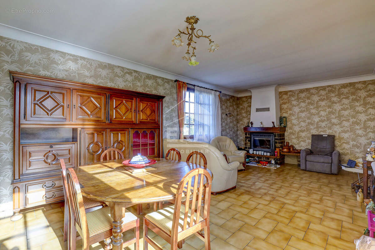 Maison à SAINT-JEAN