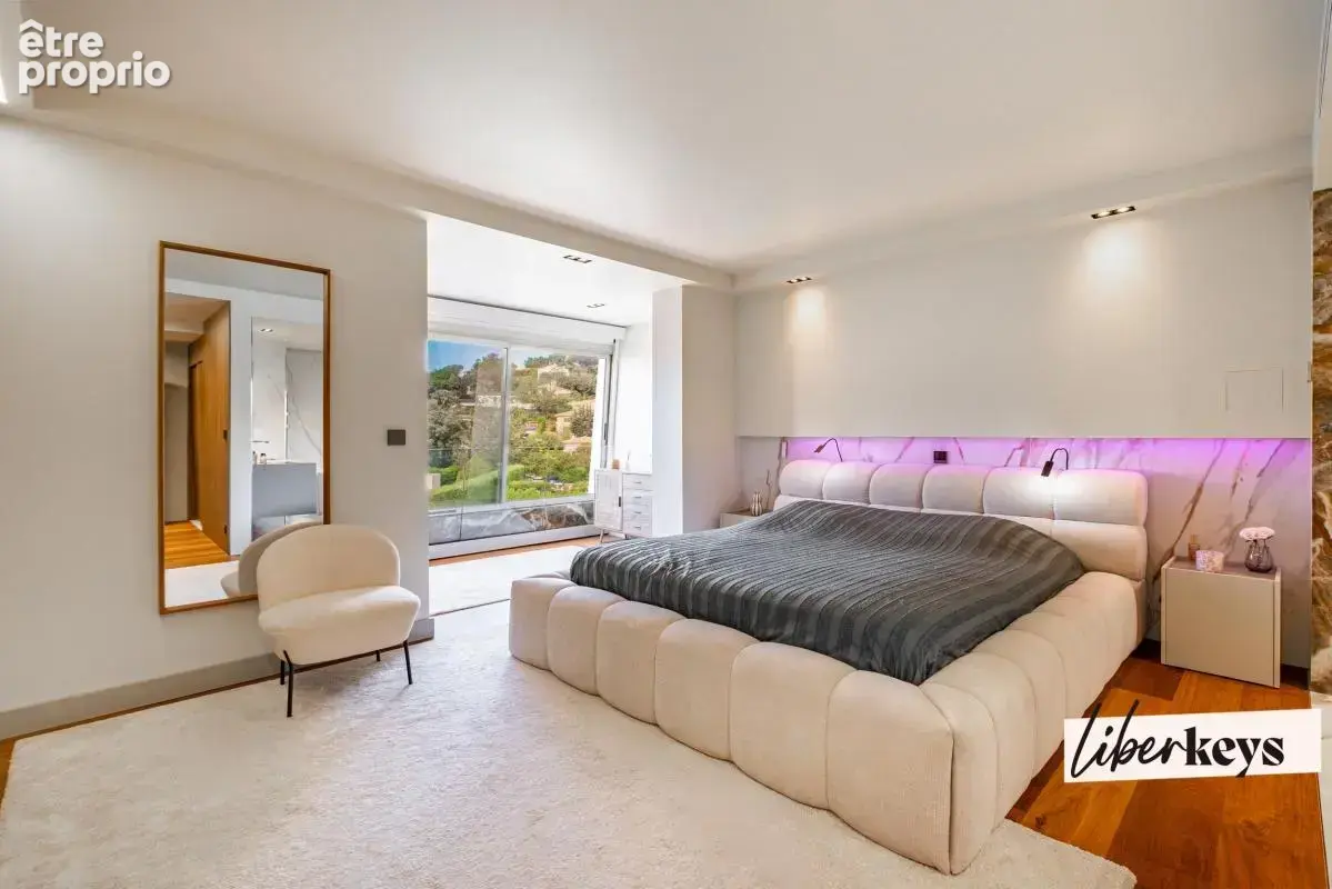 Mandelieu-la-Napoule – Penthouse d'exception avec piscine & vue dégagée - photo 8
