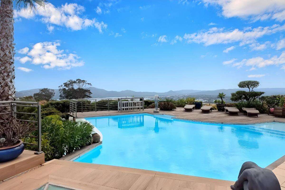 Appartement à PORTO-VECCHIO