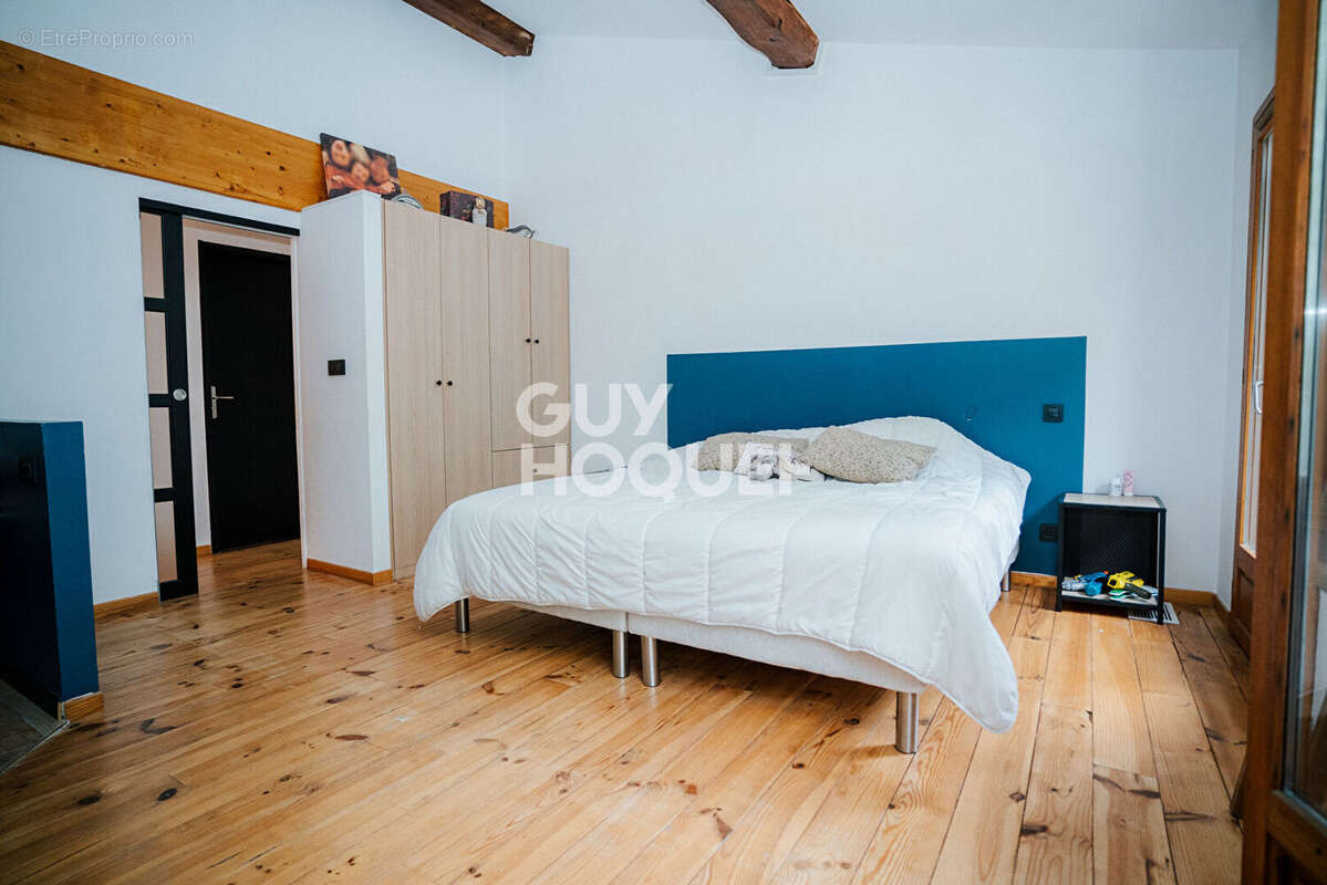 Maison à VILLENEUVE-DE-LA-RAHO