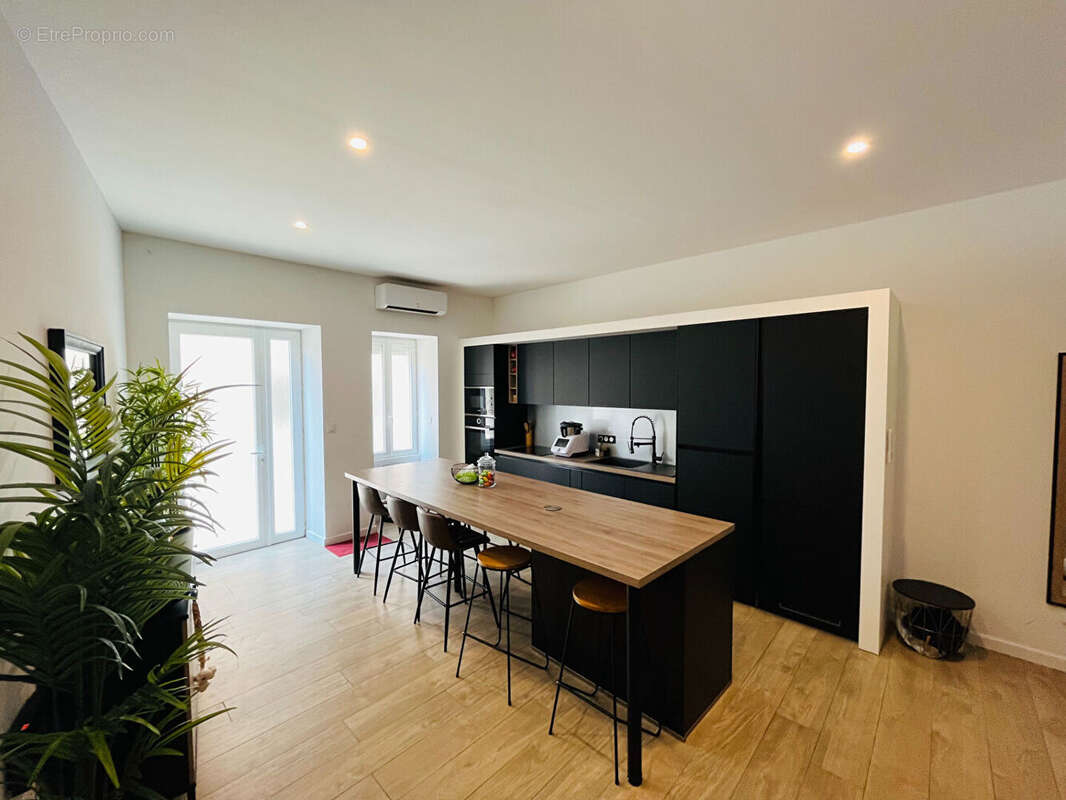 Maison à CORNEILHAN