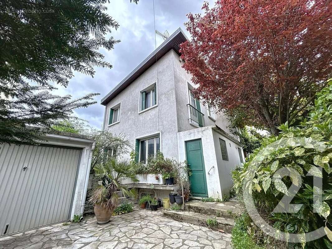 Maison à LE KREMLIN-BICETRE