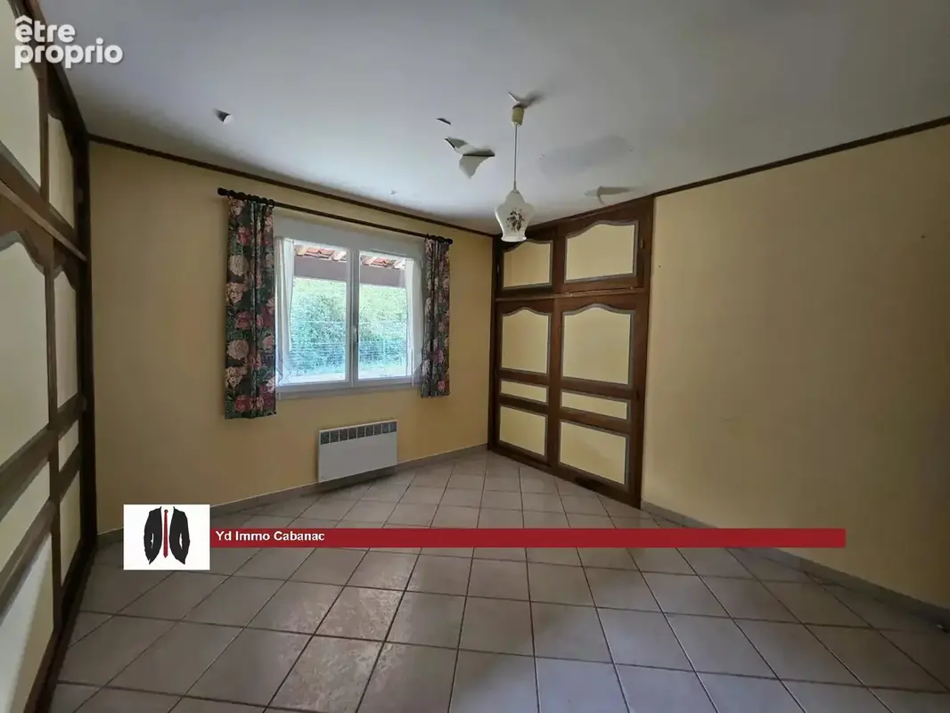 Belle propriété de plain-pied avec dependancessur près de 8 000 m² de terrain - photo 6