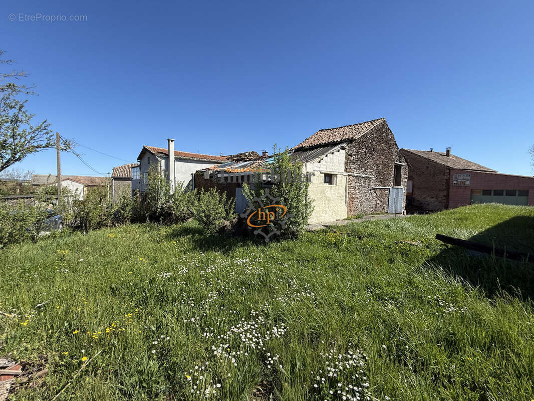 Maison à BELMONT-SUR-RANCE