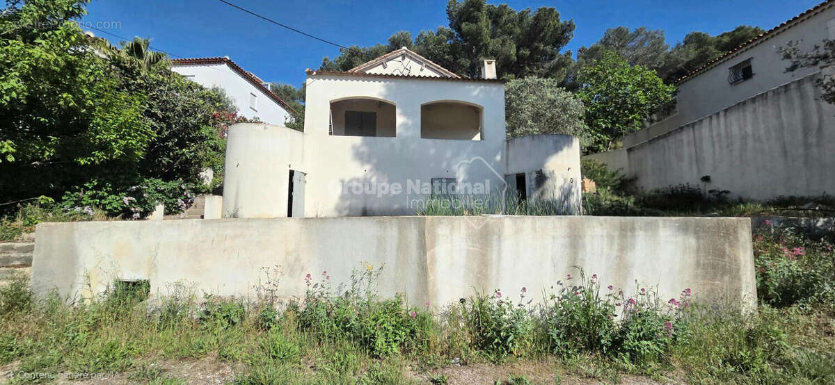 Maison à ENSUES-LA-REDONNE