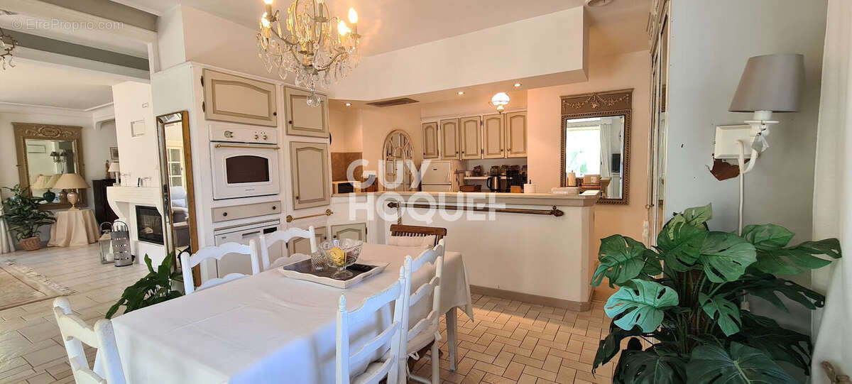 Maison à CAUMONT-SUR-DURANCE