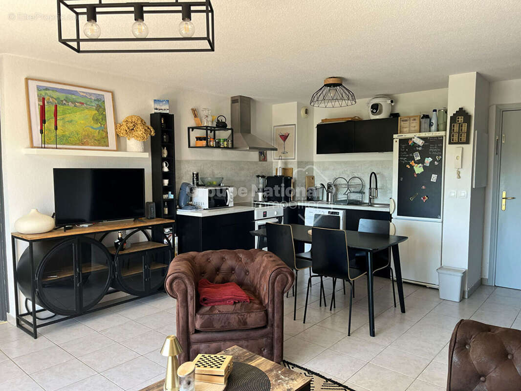Appartement à LE LUC