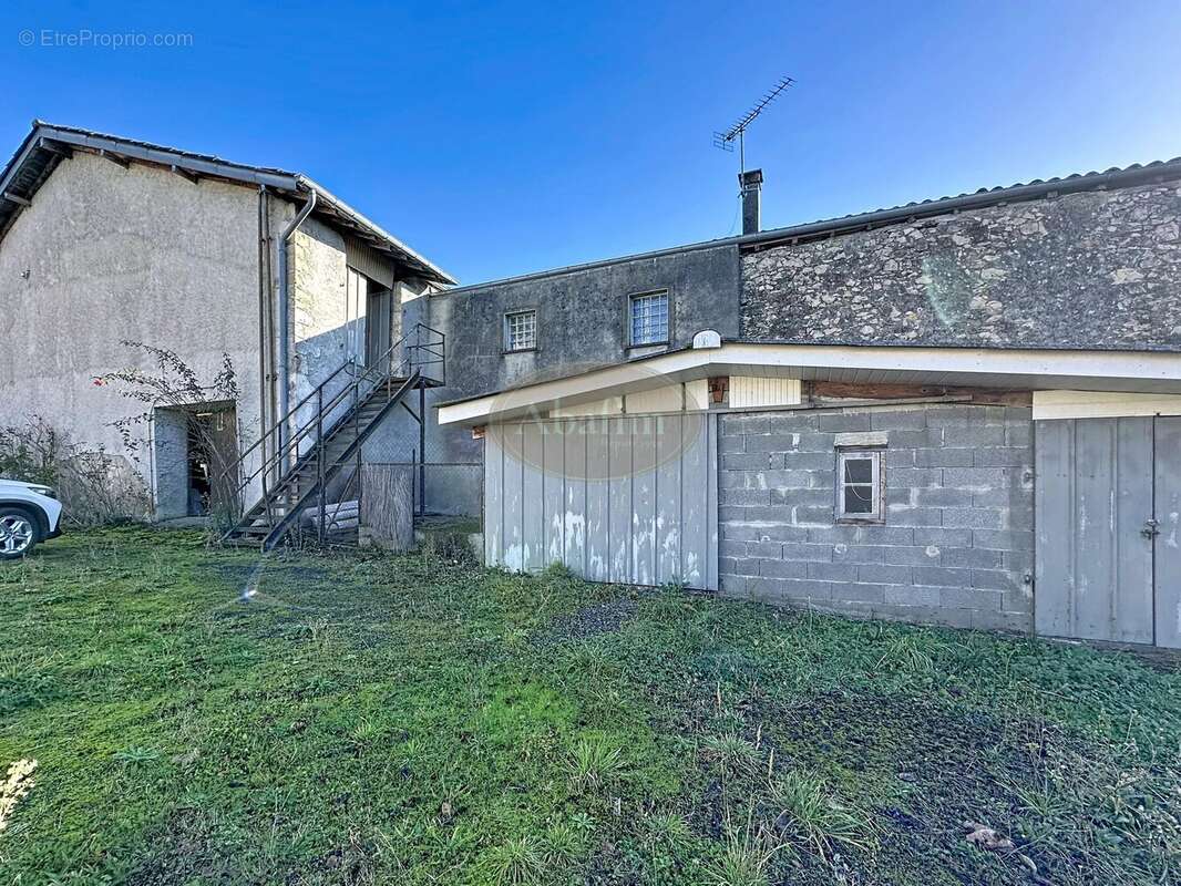 Maison à SALIES-DU-SALAT