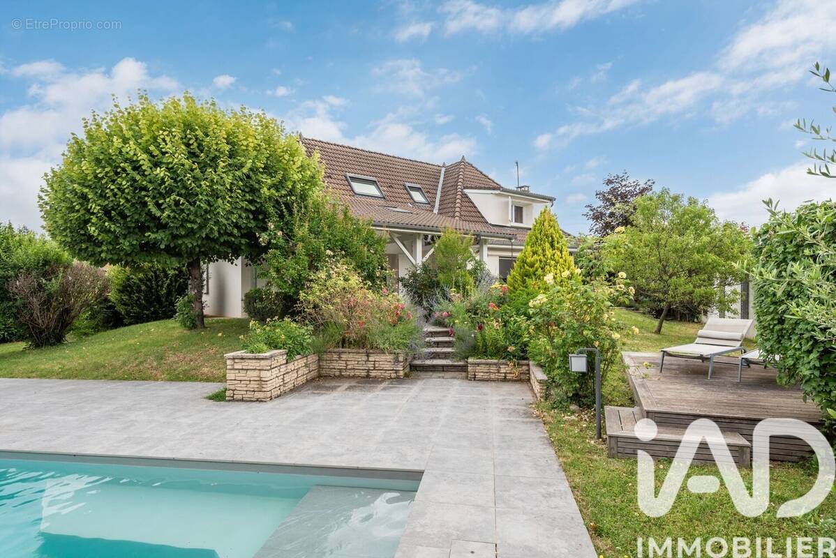 Photo 1 - Maison à COUBLEVIE