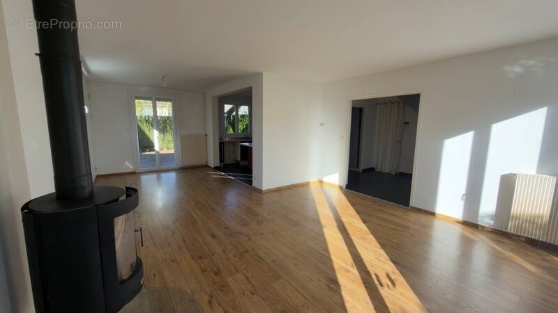 Maison à MONT-SAINT-AIGNAN