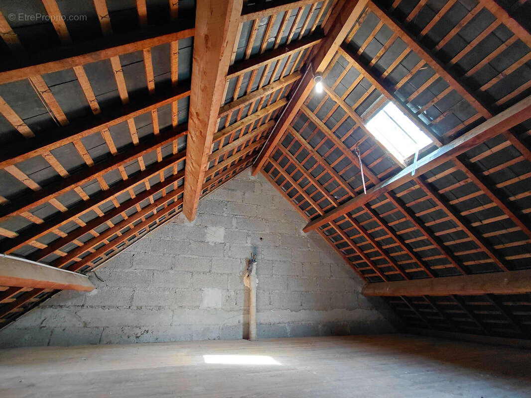 Maison à SAINT-CLET