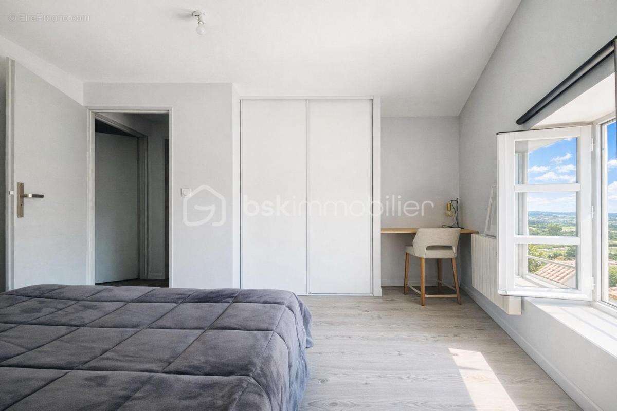 Investissement locatif clé en main — appartement t4 meublé, dernier étage — pommiers - photo 7