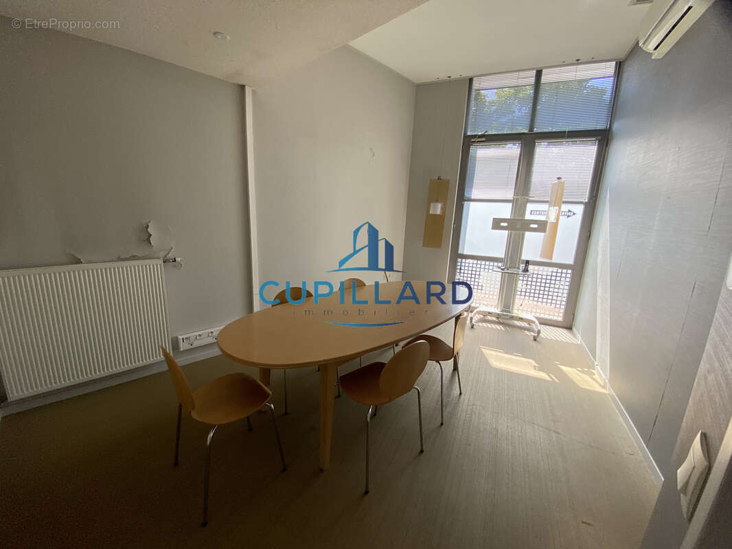 ROANNE BUREAUX 190m2 proche centre ville - photo 5