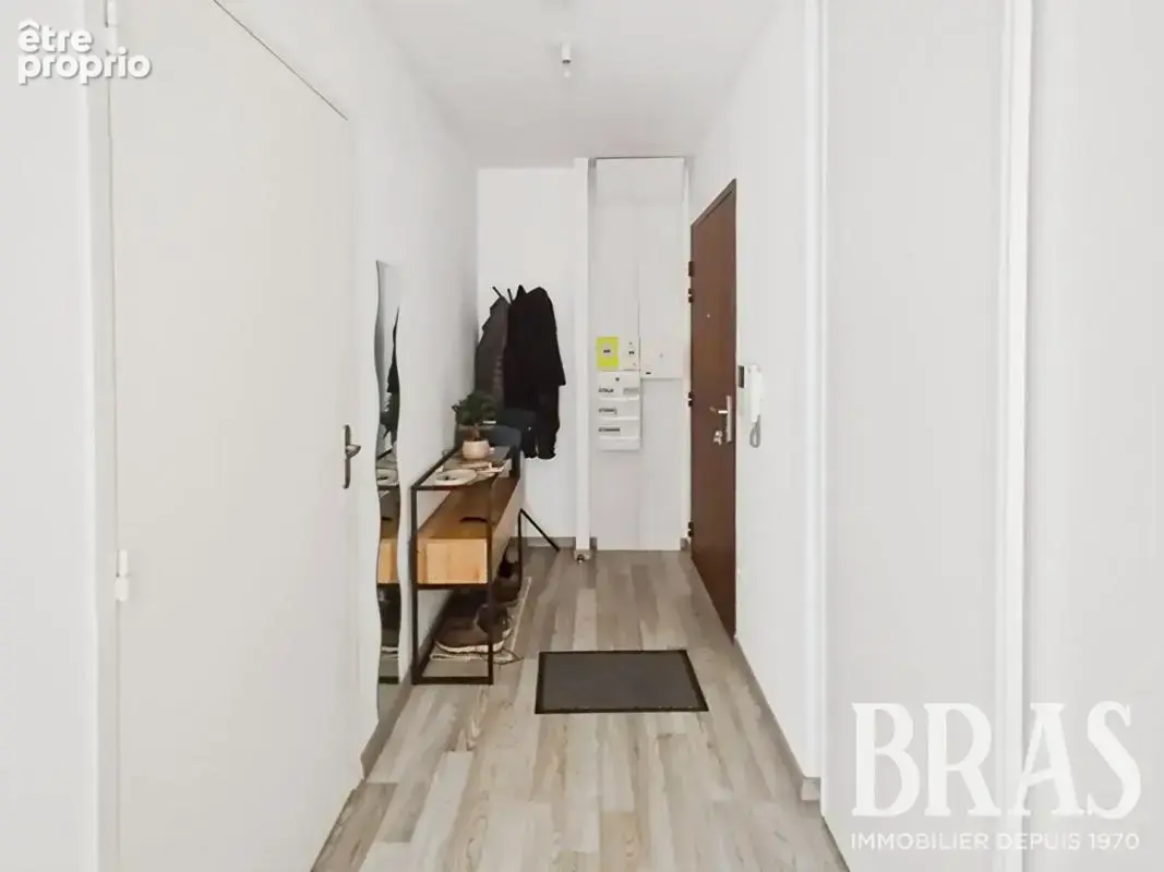 Appartement  T1 bis avec cave et parking - photo 5