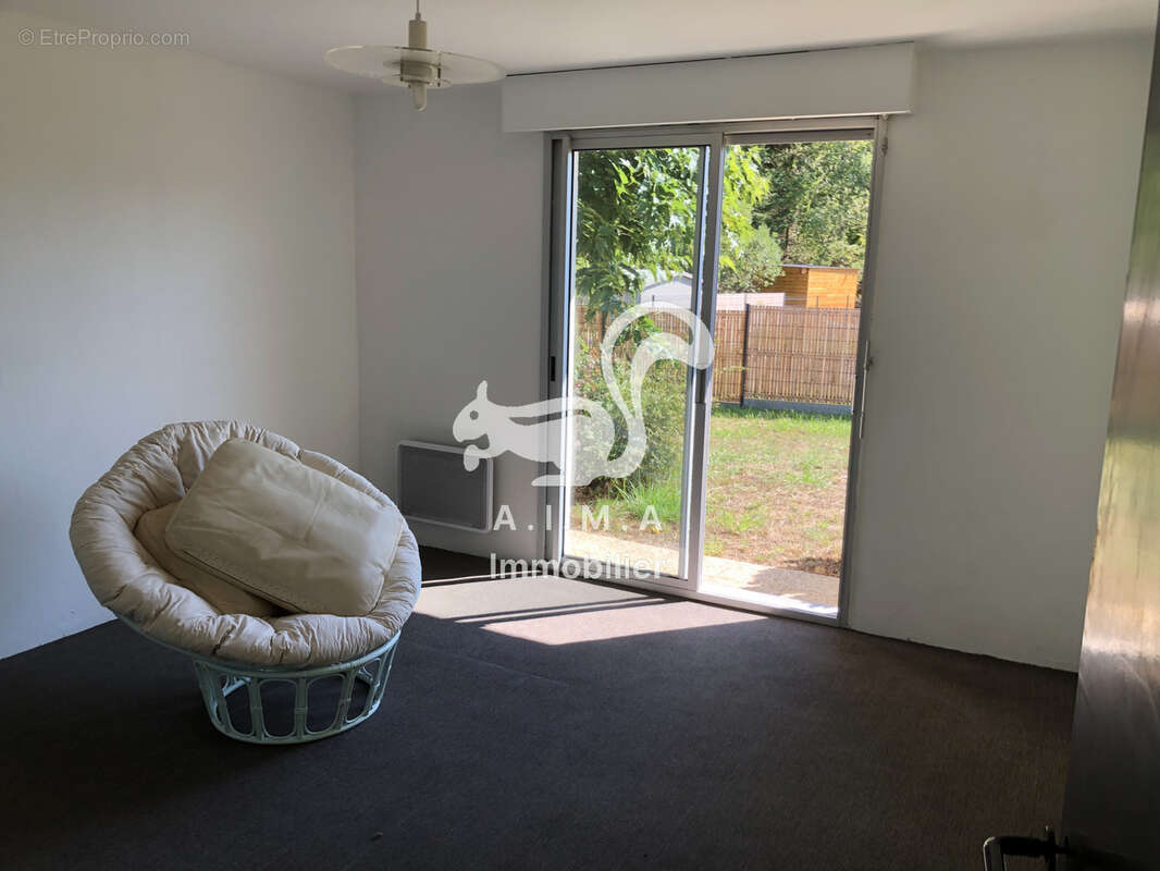 MIOS.Maison d'architecte, 5 chambres, sur environ 1 900 m2.. - photo 4
