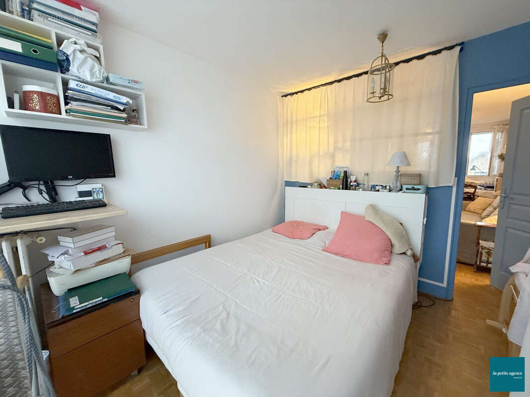 Appartement à SAINT-CYR-L'ECOLE