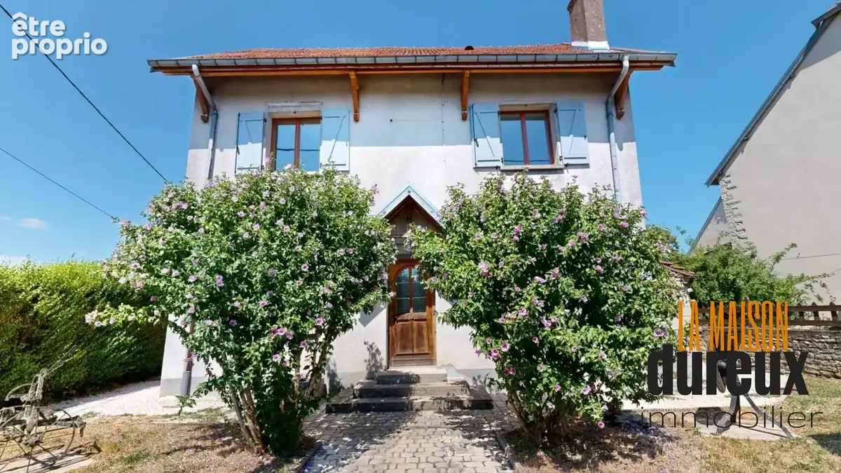 Maison 4 pièces 121 m² à vendre à Gy (70700) - photo 2