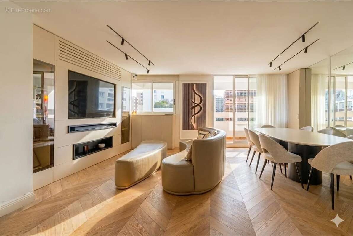 Appartement à LEVALLOIS-PERRET