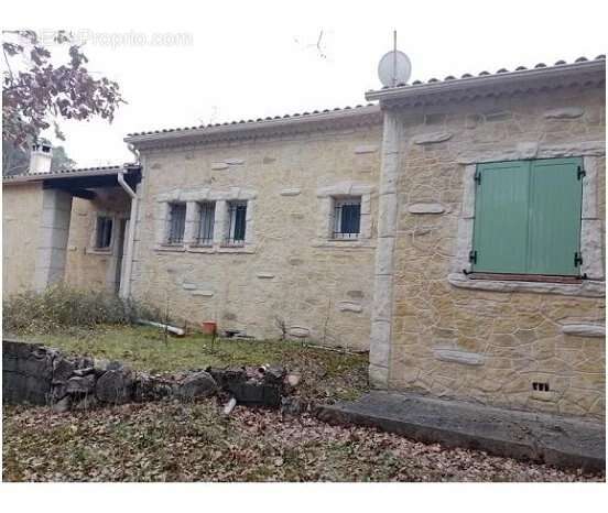 Maison à CAMPS-LA-SOURCE