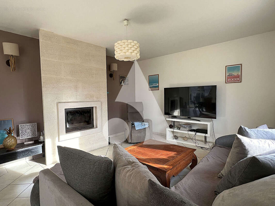 Maison à SAINT-DENIS-DE-PILE