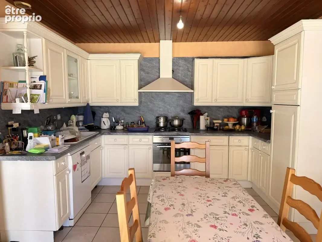 Maison 8 pièces 143 m² à vendre à Cravans (17260) - photo 4