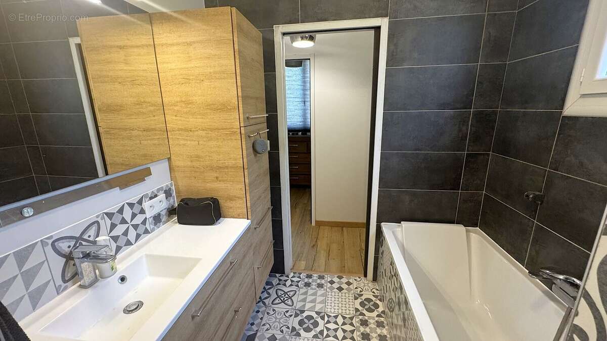 Maison à FRONTIGNAN