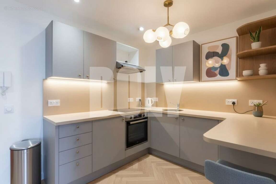 Appartement à PARIS-15E