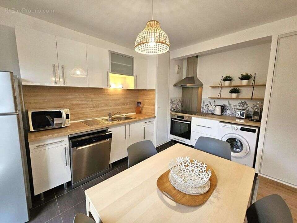 Appartement à HEROUVILLE-SAINT-CLAIR