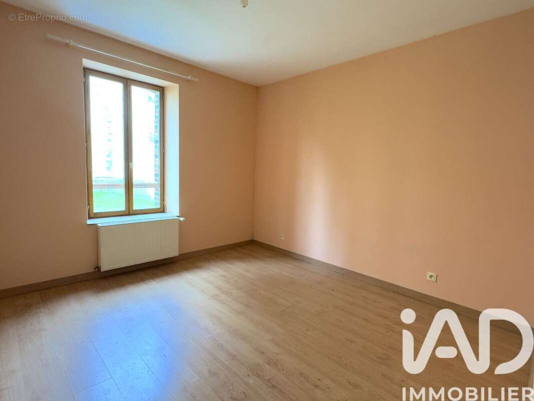Photo 8 - Appartement à NEUVY-SAUTOUR