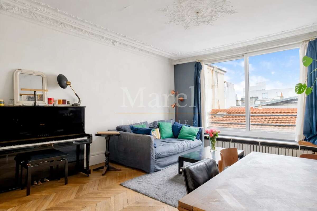 Appartement à PARIS-20E