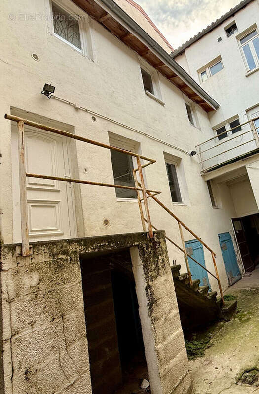 Maison à MONTBRISON