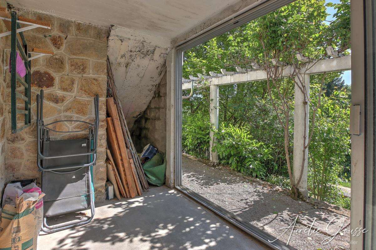  Maison en pierre à vendre à Saint-Priest-Taurion - photo 13