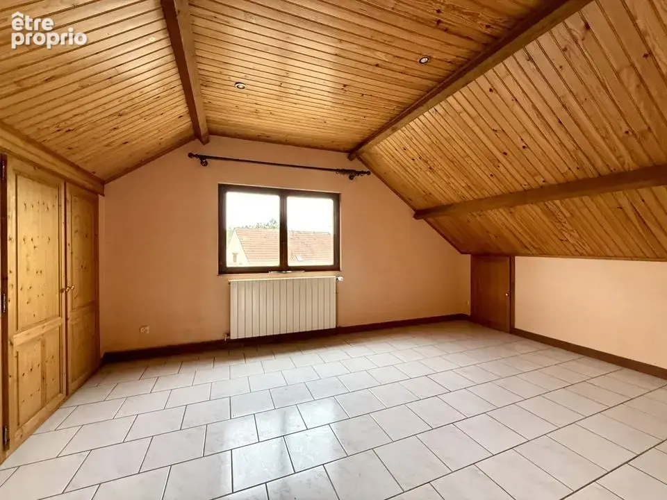 Pavillon familial, grand garage, appartement sur grand terrain - photo 12