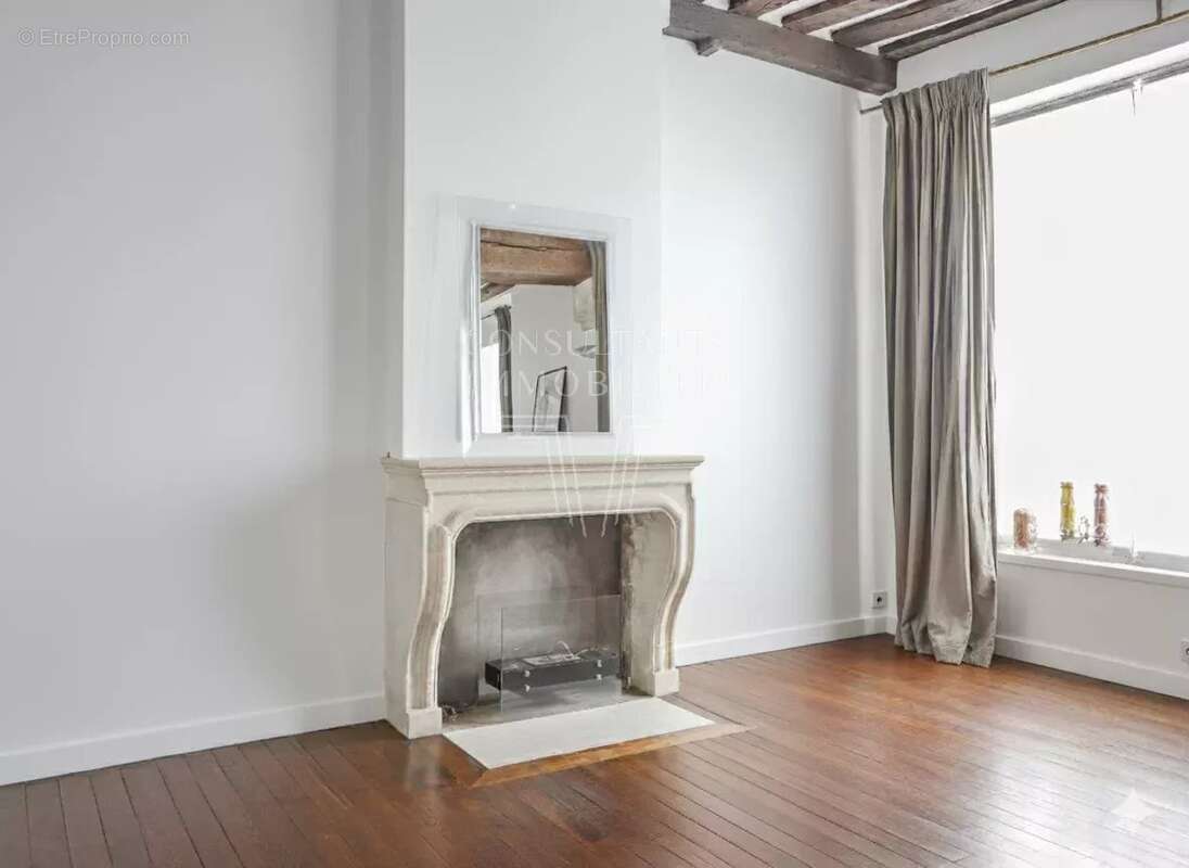 Appartement à PARIS-6E