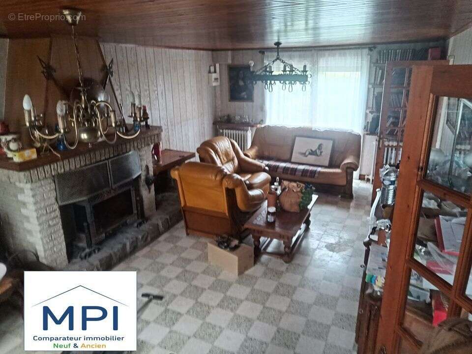 Maison 80 m² à Carvin  - photo 13