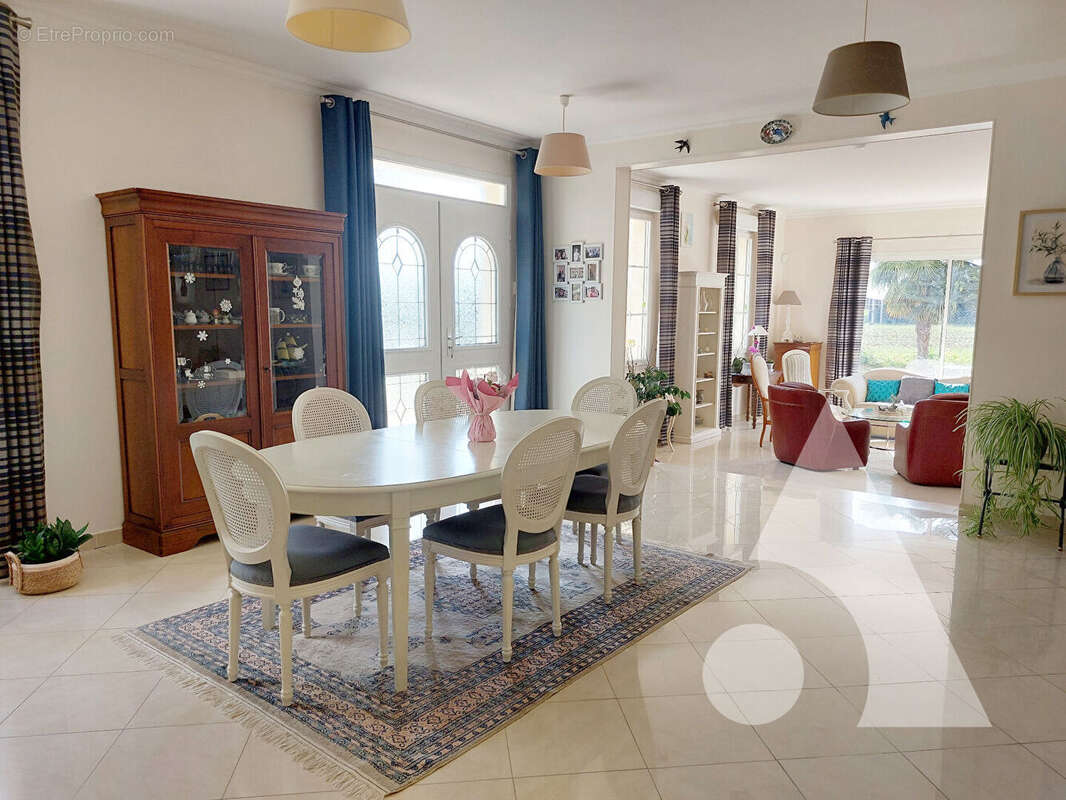 Maison à CREPY-EN-VALOIS