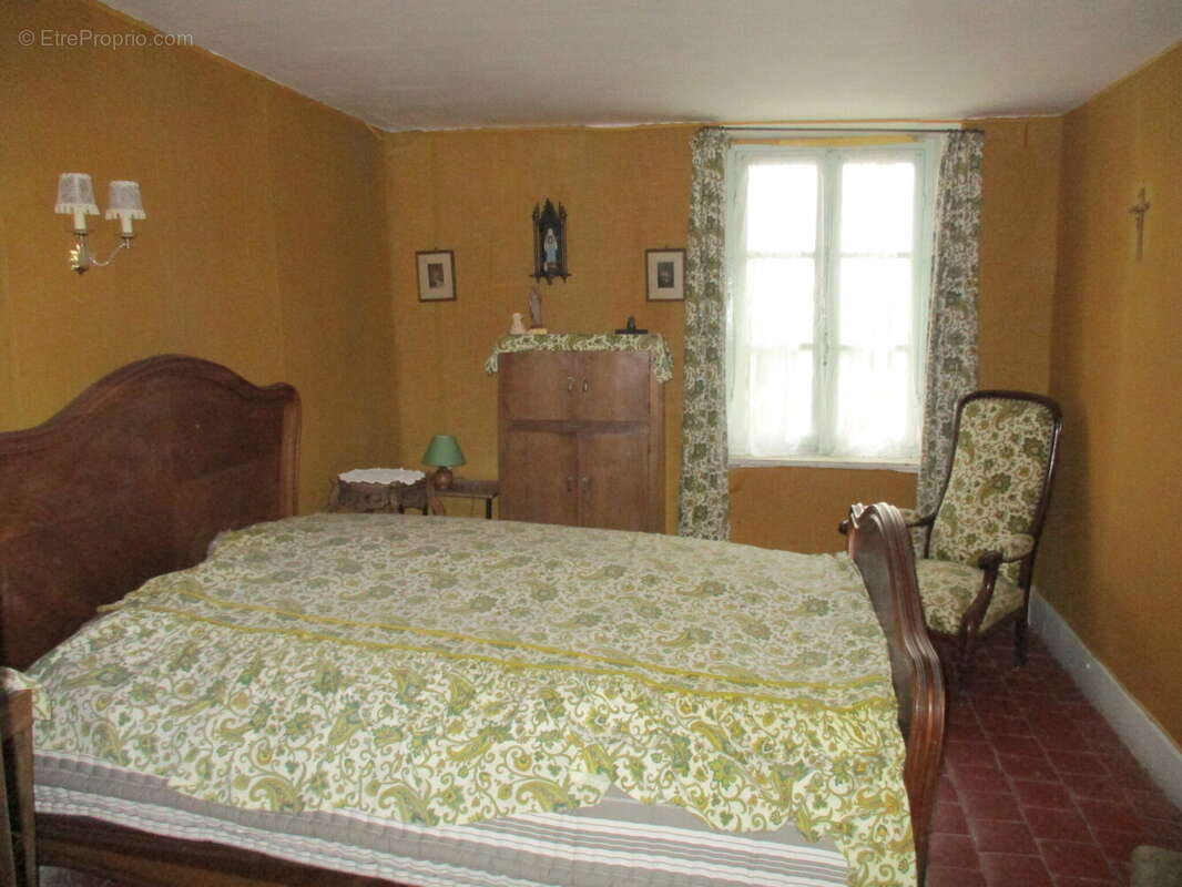 Maison à CHATEAU-CHINON(VILLE)