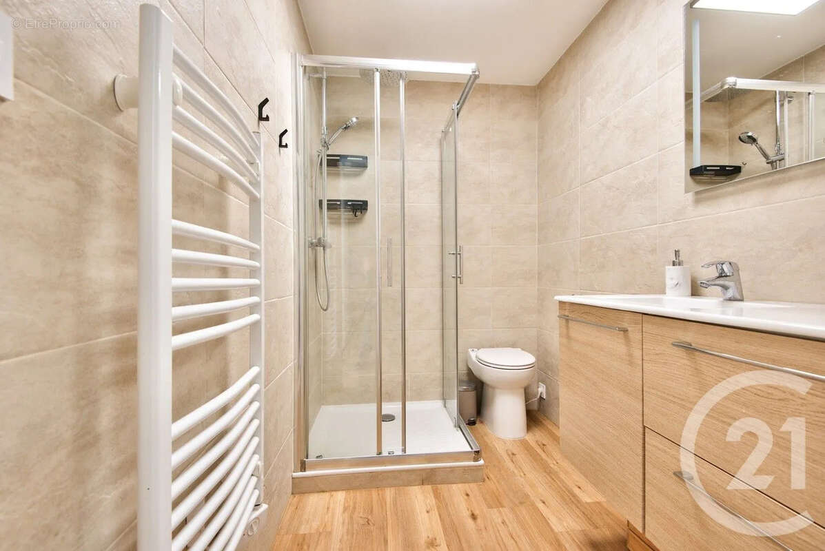 Appartement 70 m² à Nice  - photo 13
