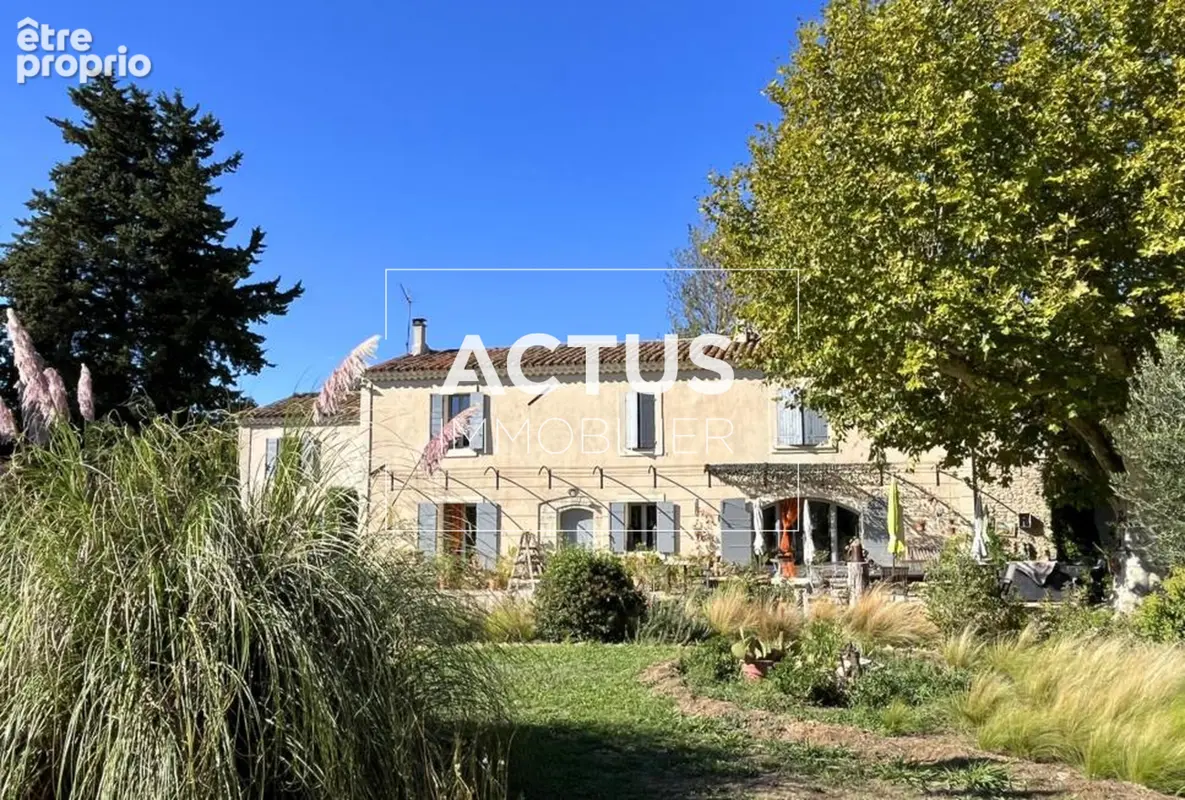 Maison à SENAS