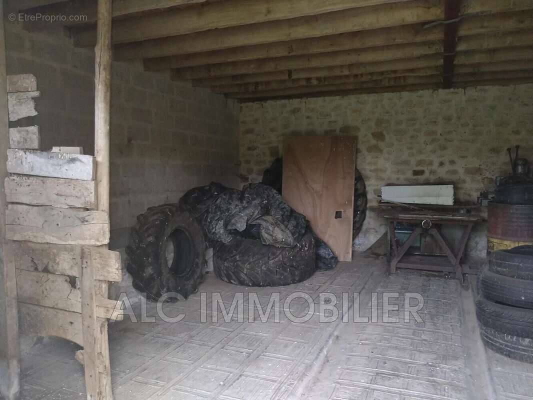 Maison à SAINT-AUBIN-DU-DESERT
