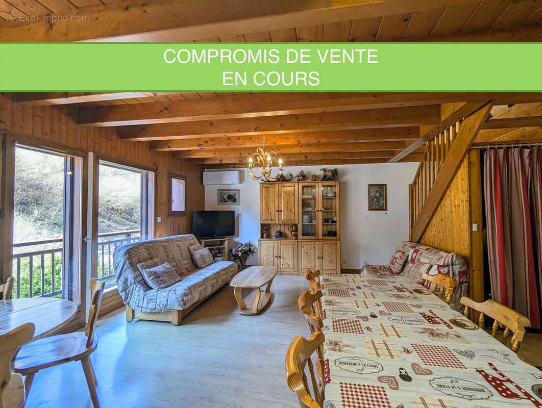 Appartement à MORILLON