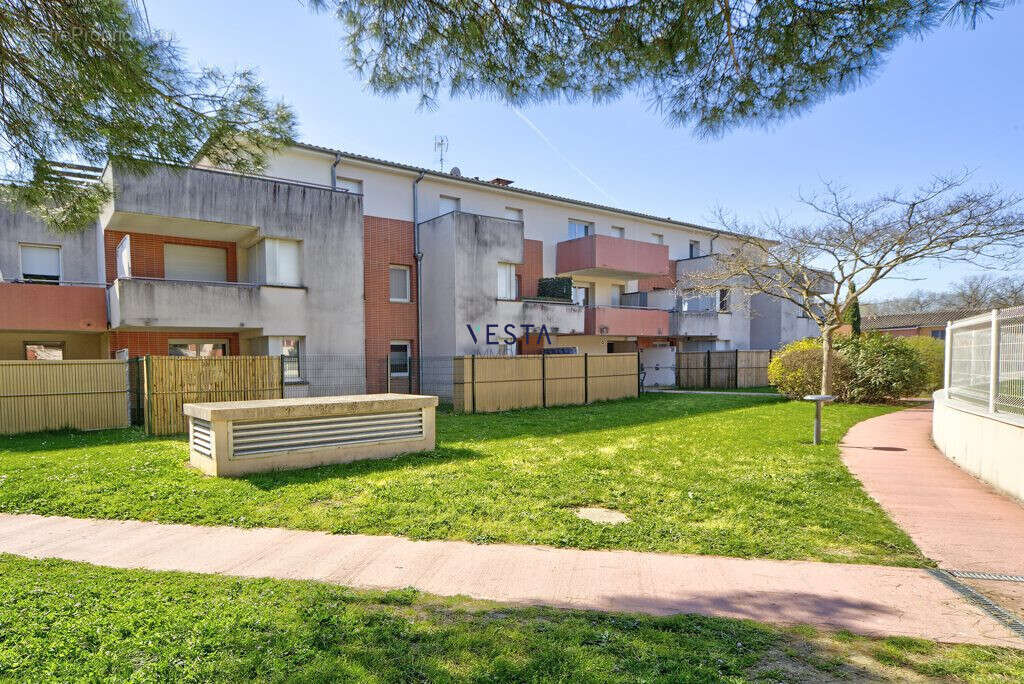 Appartement à FONBEAUZARD