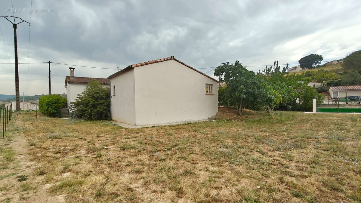 Villa rénovée avec goût sur 960 m2 de terrain   4 chambres   Aucun travaux à prévoir - photo 16
