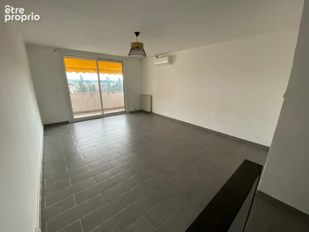 Appartement T3 72m2 avec terrasse, cave et garage à Nîmes Saint Césaire - photo 2