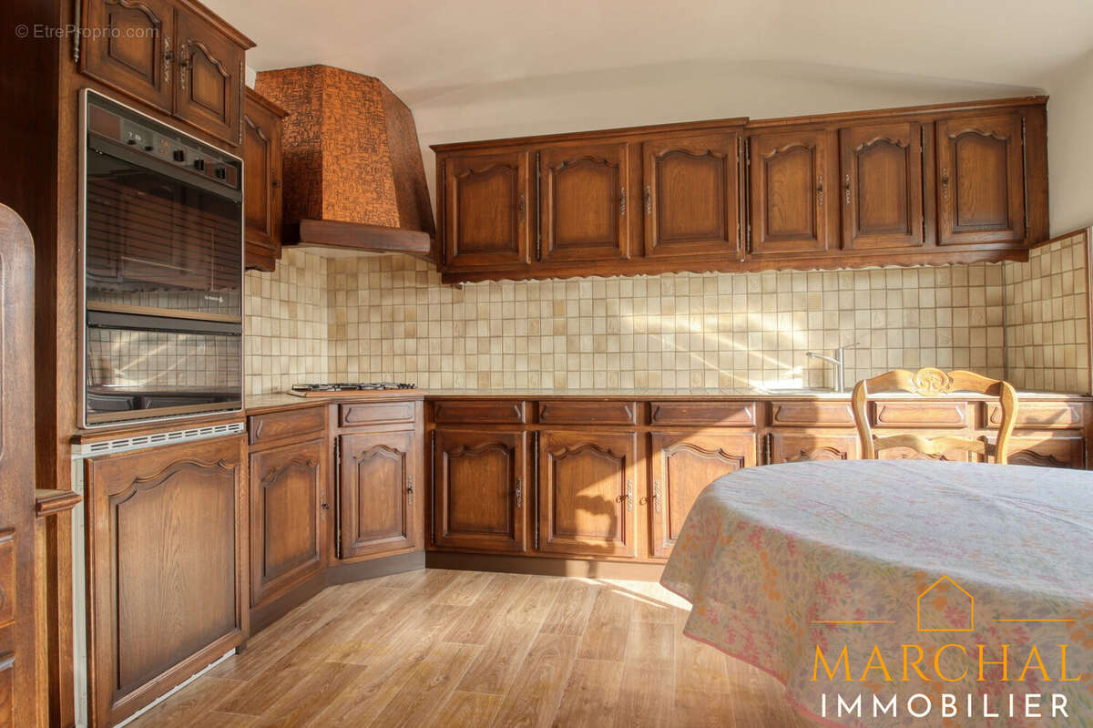 Appartement à REMILLY