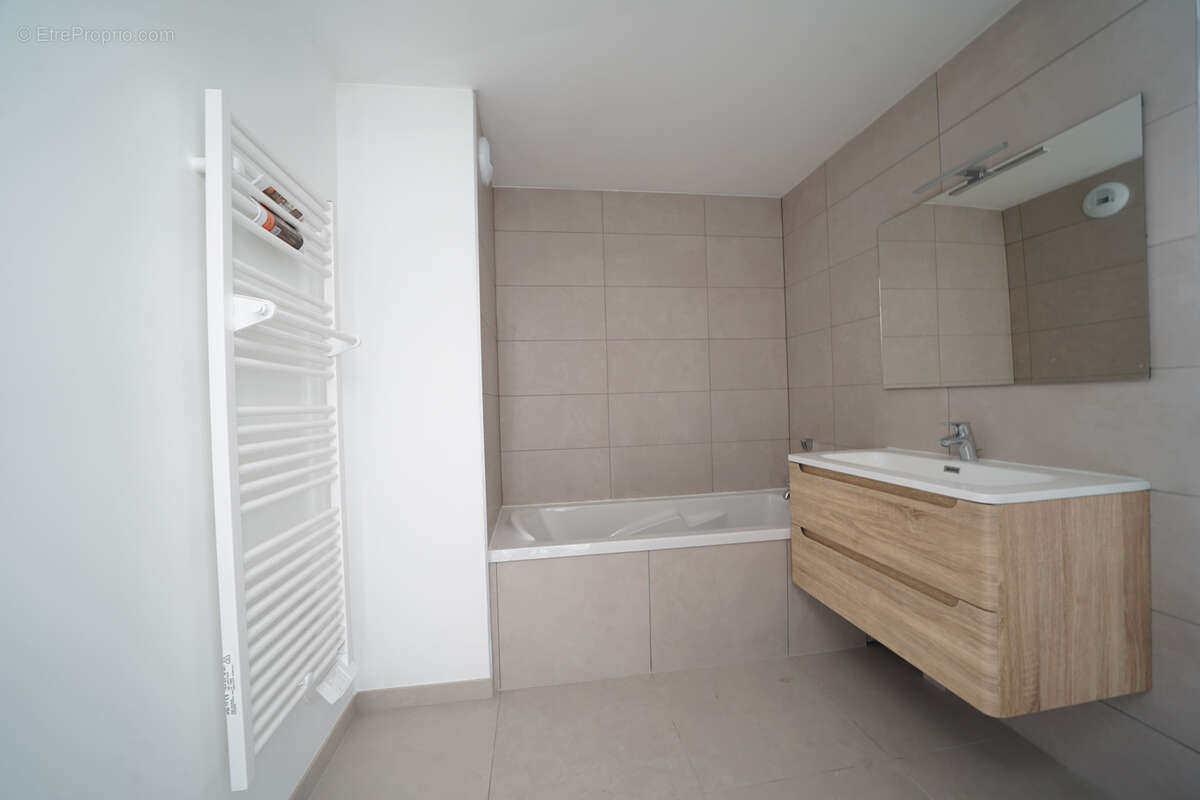 Appartement à MEYLAN